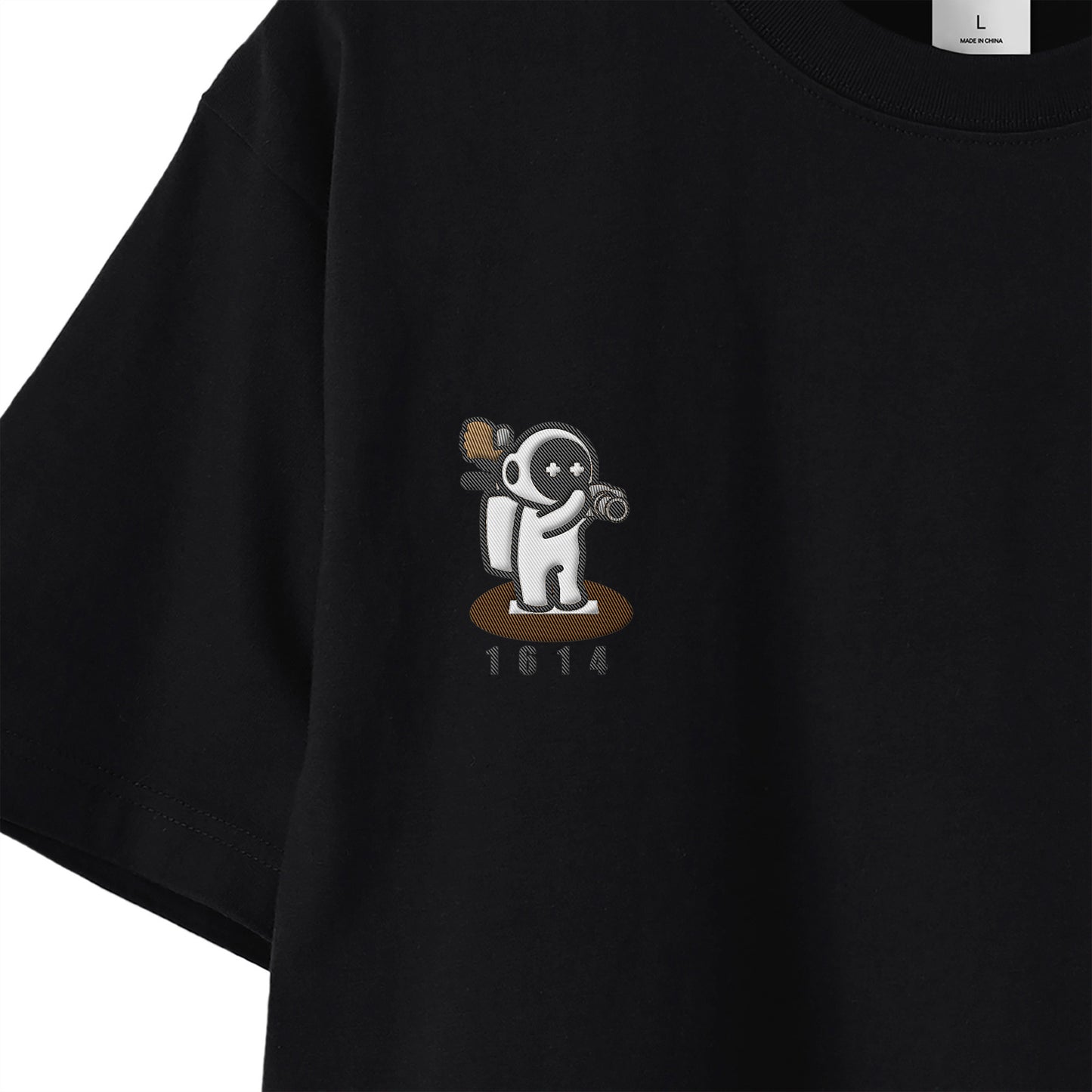 1614またよしくん刺繍T black image
