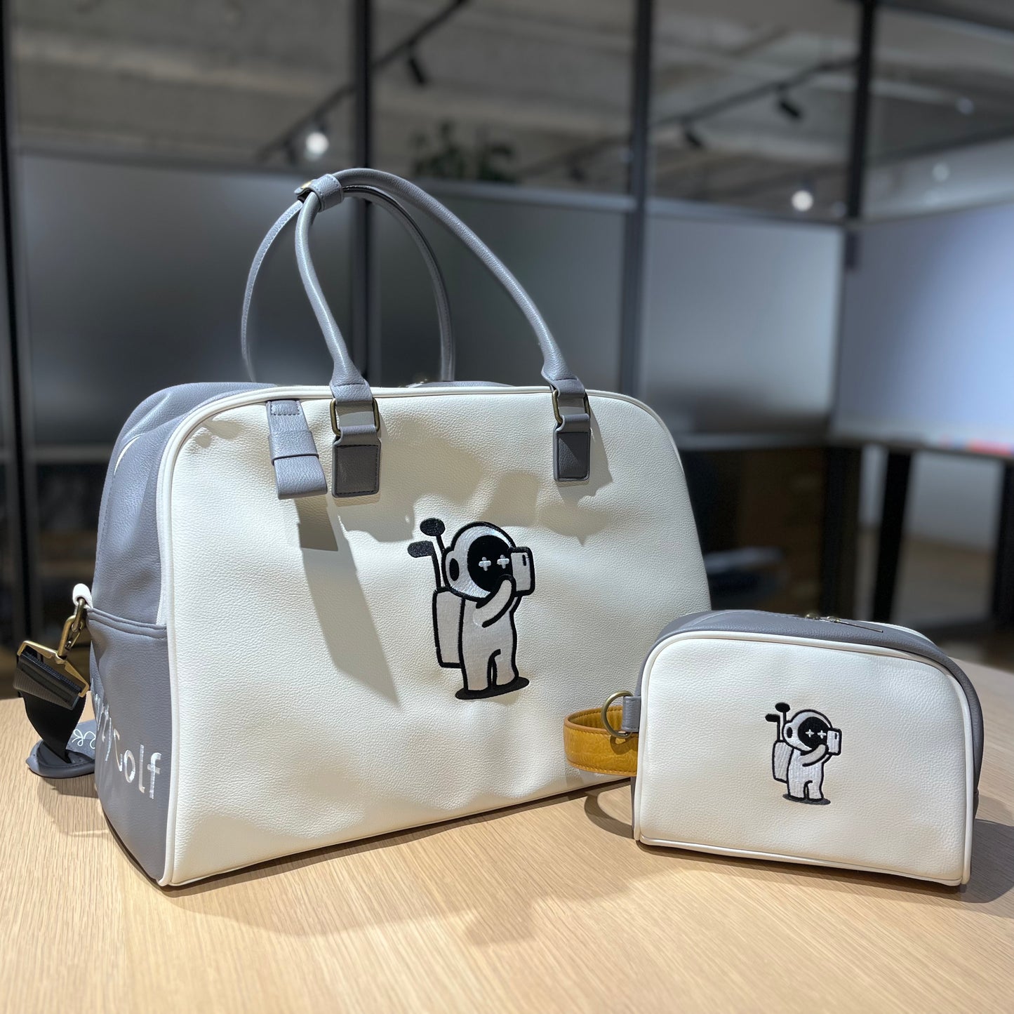 Marty Boston Bag(Gray × Ivory)
